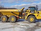 11 CATERPILLAR 735B