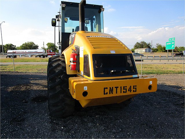 2007 CATERPILLAR CP-563E Photo