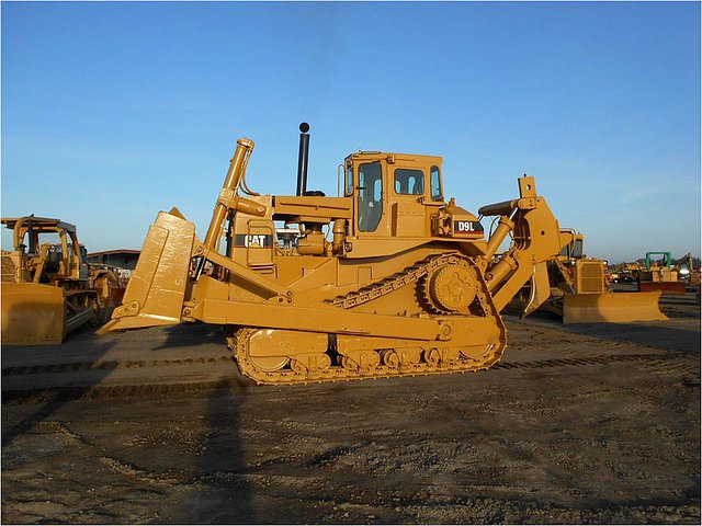 1983 CATERPILLAR D9L Photo