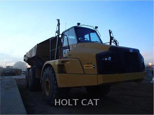2014 CATERPILLAR 740B Photo