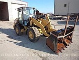 2011 CATERPILLAR 906H Photo #2