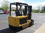 03 CATERPILLAR M80D