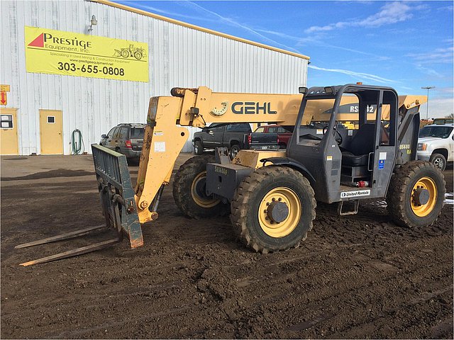 2005 GEHL RS8-42 Photo