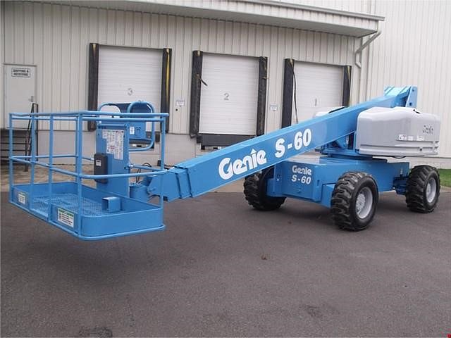1999 GENIE S60 Photo