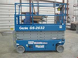 2005 GENIE GS2632 Photo #2