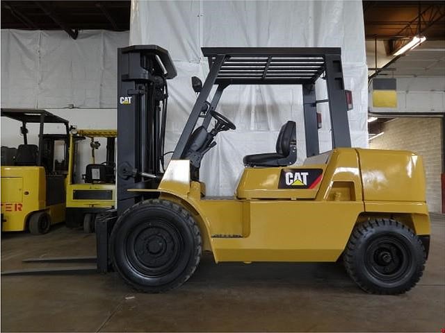 2005 CATERPILLAR DP45K Photo