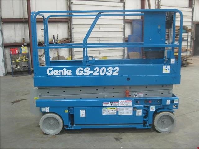 2002 GENIE GS2032 Photo