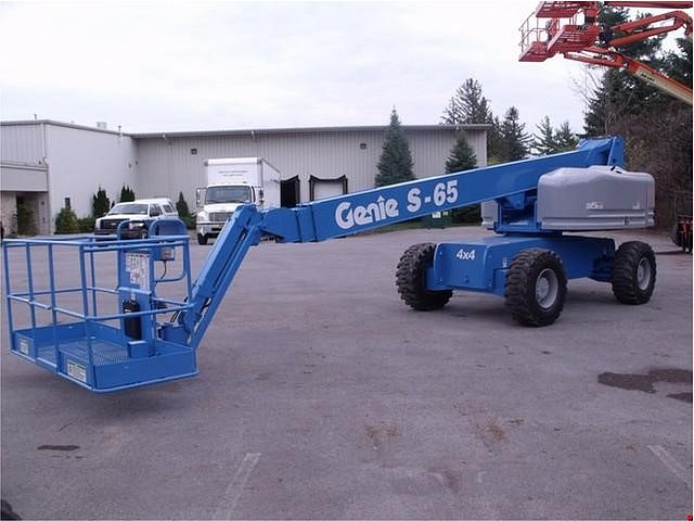 2002 GENIE S65 Photo