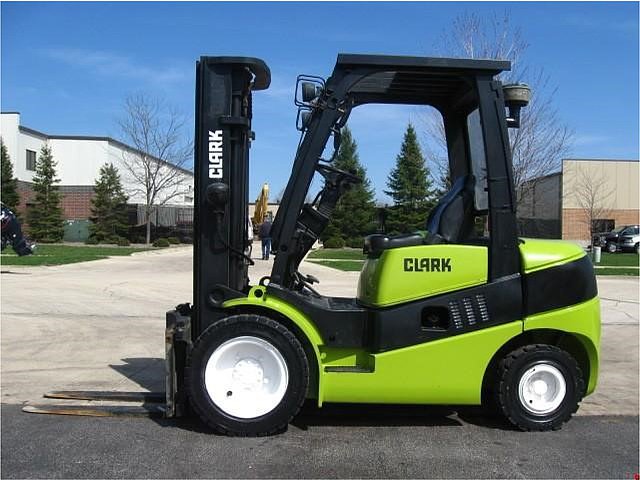 2007 CLARK C30D Photo