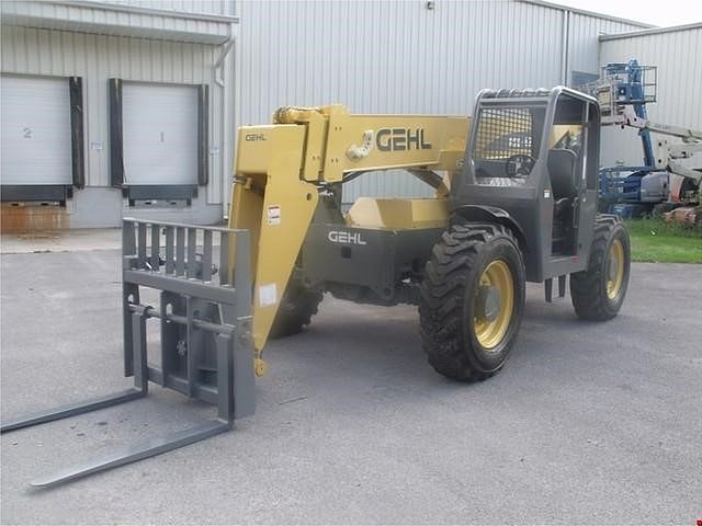 2005 GEHL RS6-42 Photo