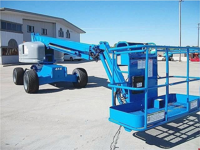 2000 GENIE S45 Photo