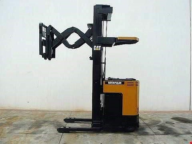 99 CATERPILLAR NRR30