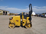 2011 CATERPILLAR CB24 Photo #2