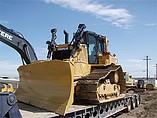 14 CATERPILLAR D6T LGP