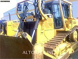 12 CATERPILLAR D6T XL