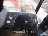 2011 CATERPILLAR 553 Photo #9