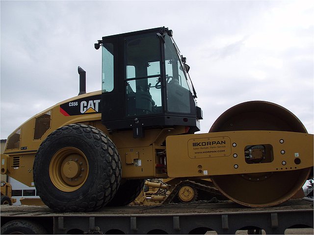 2012 CATERPILLAR CS56 Photo