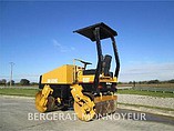1994 CATERPILLAR CB-224C Photo #3
