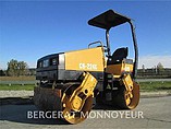 1994 CATERPILLAR CB-224C Photo #4