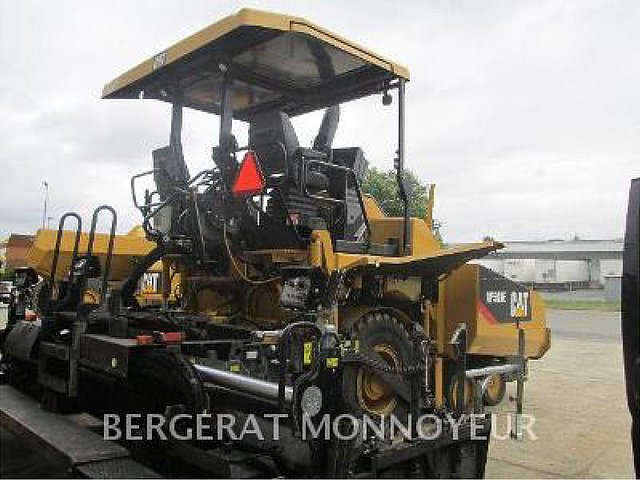 2012 CATERPILLAR AP-500E Photo