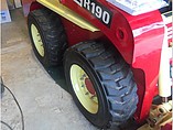 2014 GEHL R190 Photo #4