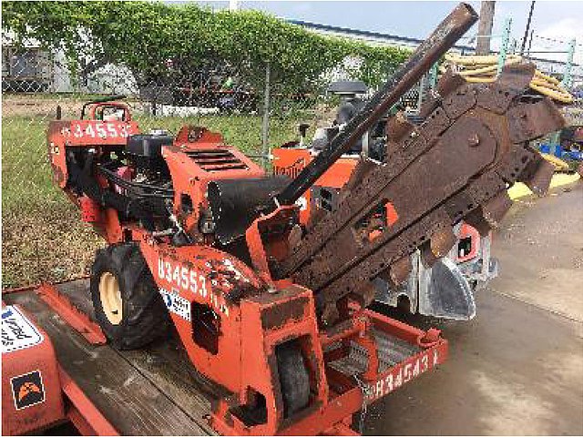 2010 DITCH WITCH RT12 Photo