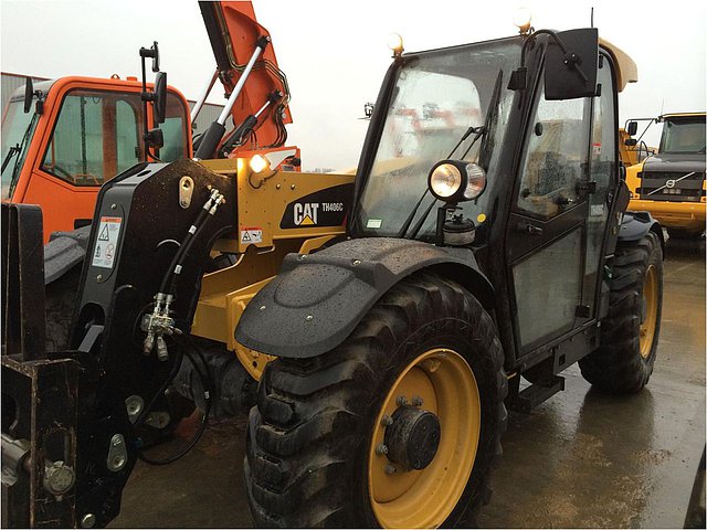 2013 CATERPILLAR TH406C Photo