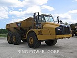 2011 CATERPILLAR 740B Photo #2