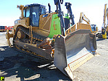 11 CATERPILLAR D8T