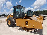 2011 CATERPILLAR CS76 XT Photo #2