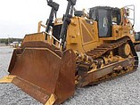 12 CATERPILLAR D8T