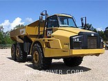 2012 CATERPILLAR 740B Photo #2