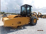 11 CATERPILLAR CS76 XT