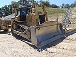 2005 CATERPILLAR D8T Photo #2