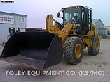 12 CATERPILLAR 924K