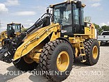 2011 CATERPILLAR 924H Photo #2
