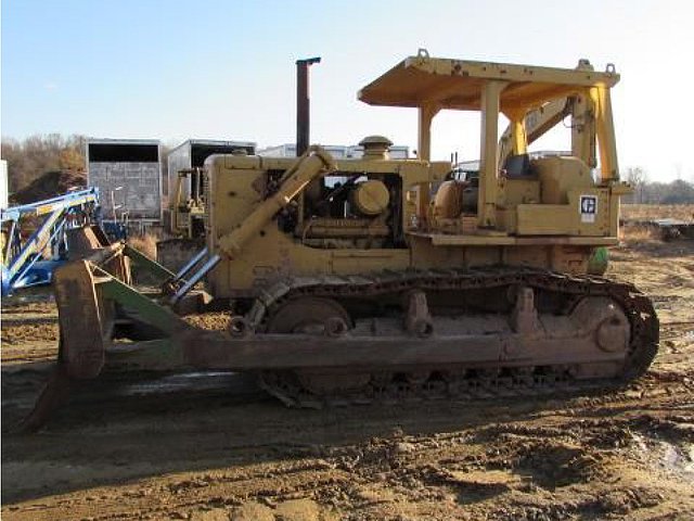 75 CATERPILLAR D7F