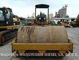 2011 CATERPILLAR CS-533E Photo #2