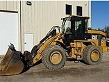 04 CATERPILLAR 924G