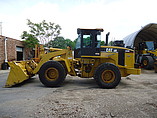 03 CATERPILLAR 938G II