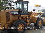 2010 CATERPILLAR 938H Photo #2
