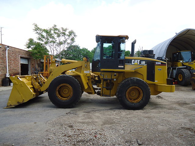 2003 CATERPILLAR 938G II Photo