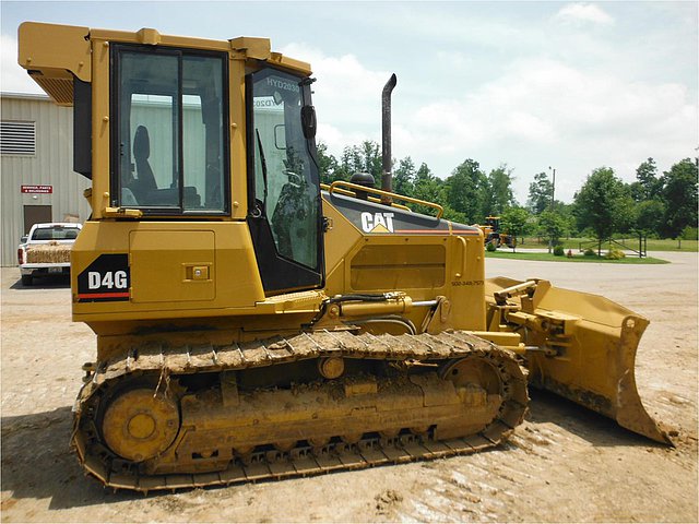 2006 CATERPILLAR D4G Photo
