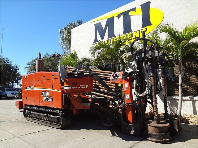 2002 DITCH WITCH JT2720 MACH 1 Photo