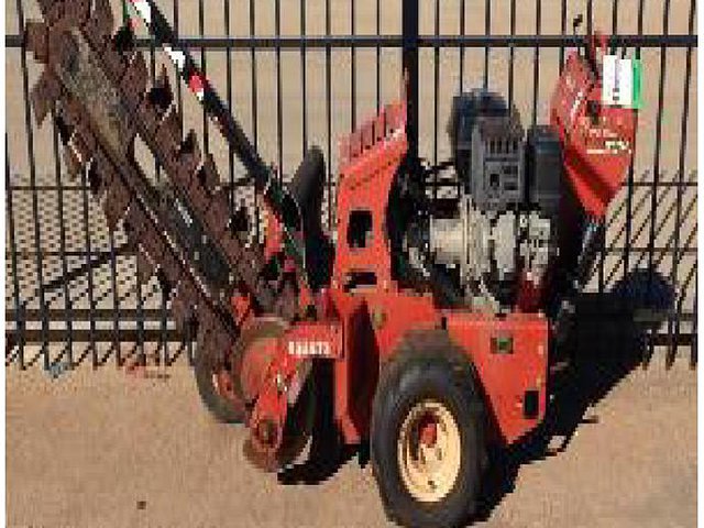 2010 DITCH WITCH RT12 Photo