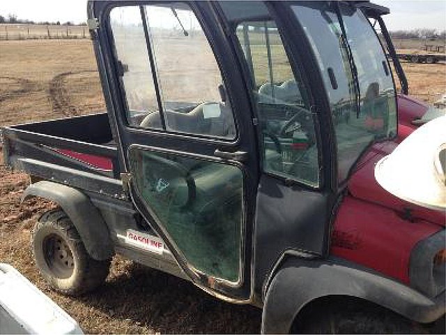 2010 CLUB CAR XRT 1550G W/CAB Photo