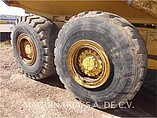 2003 CATERPILLAR 730 Photo #8