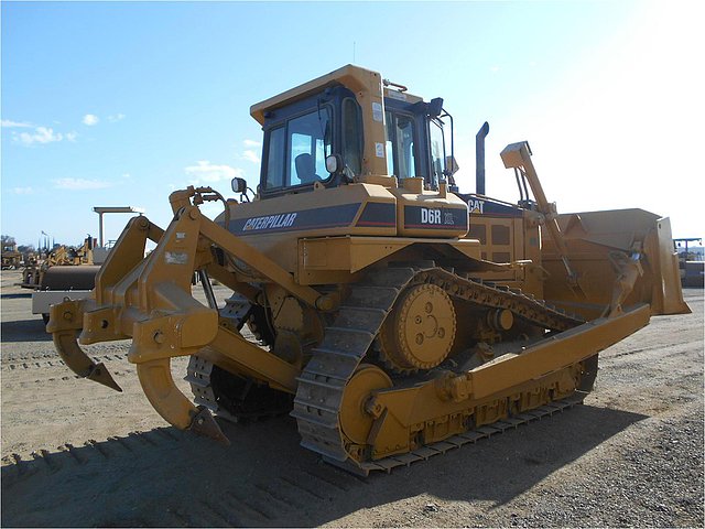 2001 CATERPILLAR D6R XL Photo