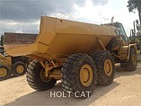2011 CATERPILLAR 725 Photo #4
