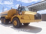 11 CATERPILLAR 740B